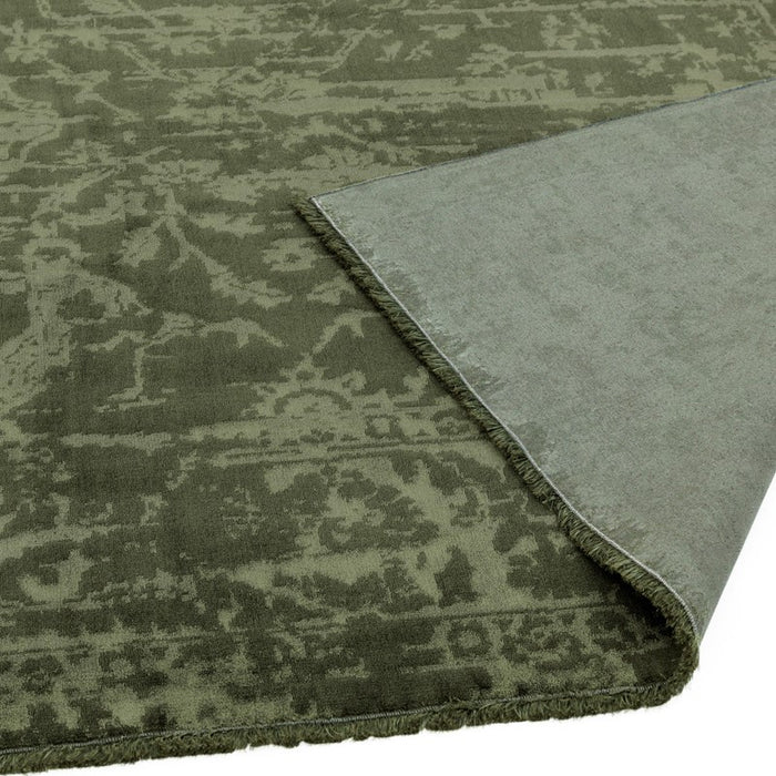Zehraya Abstract Persian Distressed Rugs in ZE06 Green