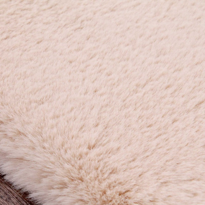 Luxe Faux Fur Plain Rug in Natural Beige