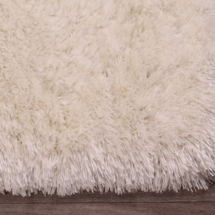 Urco Flossy Plain Shaggy Rugs in Ivory White