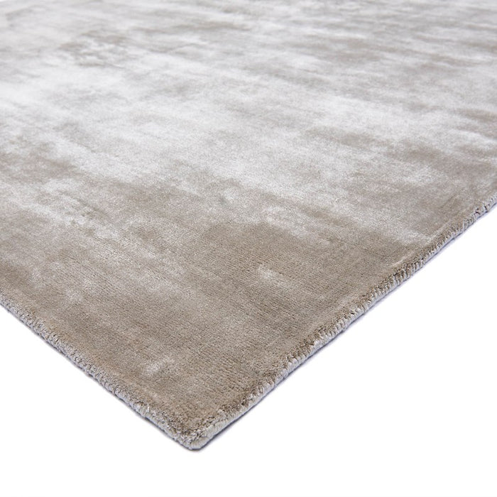 Katherine Carnaby Plain Chrome Designer Rug in Latte