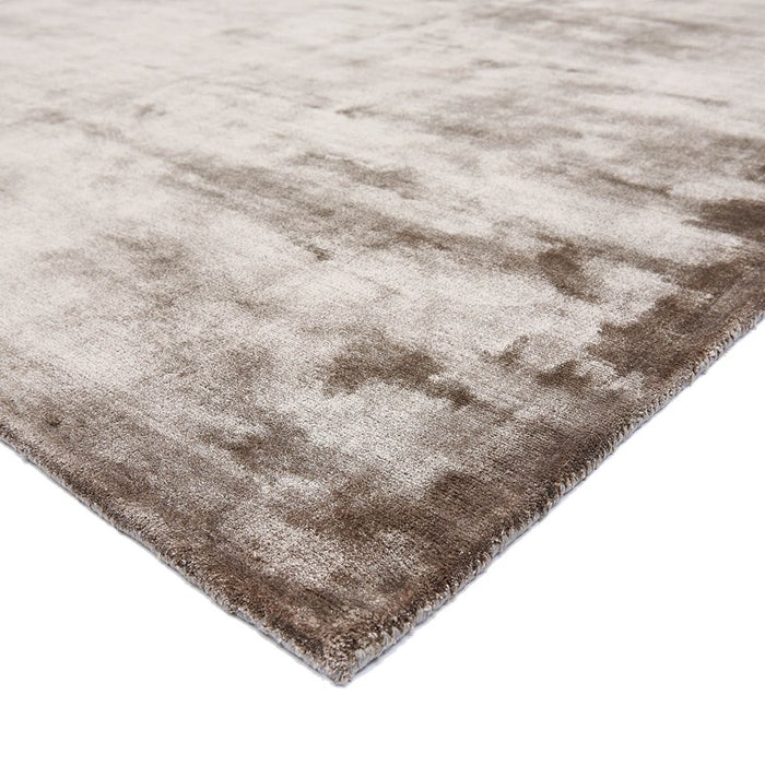 Katherine Carnaby Plain Chrome Designer Rug in Mushroom