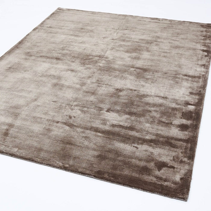 Katherine Carnaby Plain Chrome Designer Rug in Mushroom