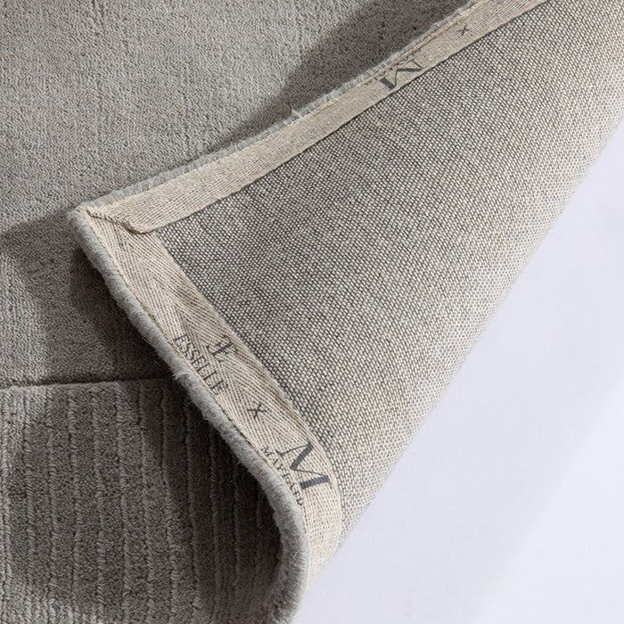 Esme Plain Carved Wool Rugs in Silver Grey