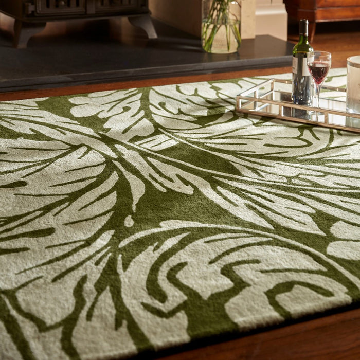 Heritage 2 Floral Rugs in Moss Green