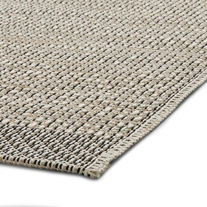 Stitch 9682 Beige/Black Rugs